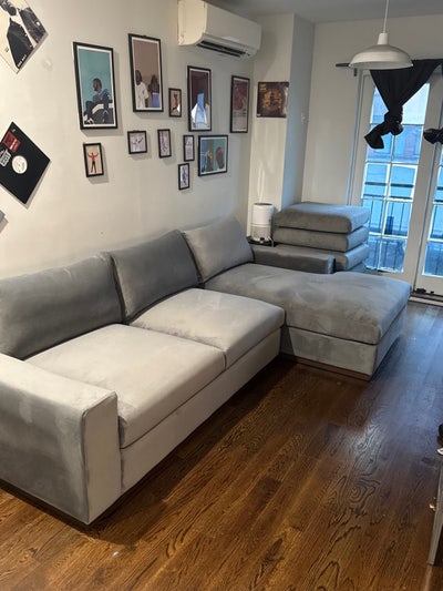 Apartment on Grand Street in Williamsburg. Main Photo