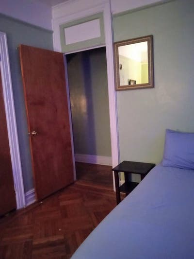  Room rental-all inclusive for employed female! Main Photo