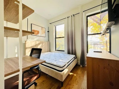 Room near Prospect Park with Laundry and Gym Main Photo