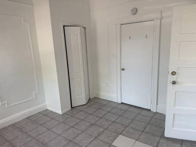 Medium-sized room for rent – $1200 per month Main Photo