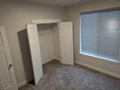 Male housing_Lehi condo private room Main Photo