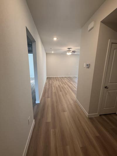     Female Roommate Wanted | New Home 🏡 Main Photo