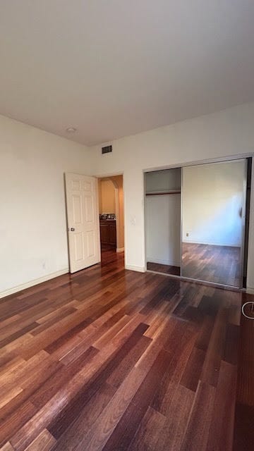 Bedroom in Guard Gated Community Main Photo