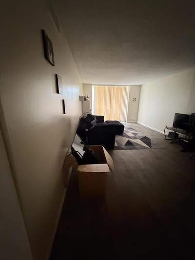 Roommates needed  Main Photo