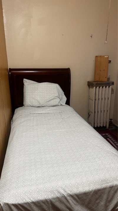 Room in Astoria NY Main Photo