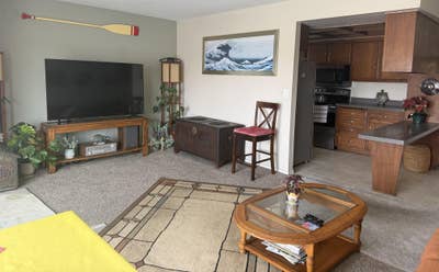 Room in Sunset Beach Main Photo