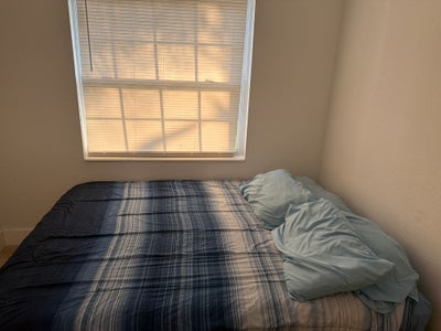 Private room in quiet home all utilities included  Main Photo