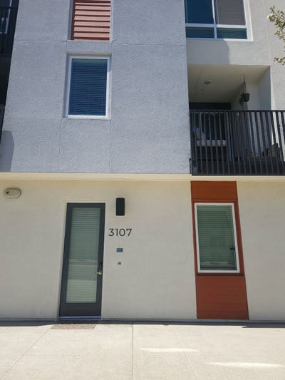 Rooms for Rent – Clean Townhouse | Great Location Main Photo