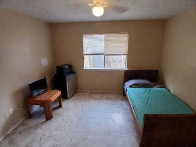 Single Room in Conroe | Shady Pine Dr | $mo | $150 Main Photo