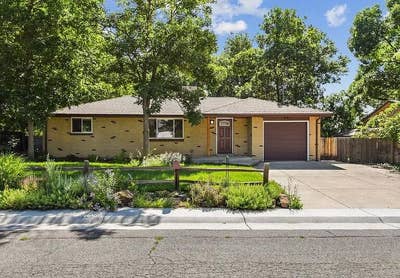 2 bedrooms if a 3 bedroom lease available Main Photo