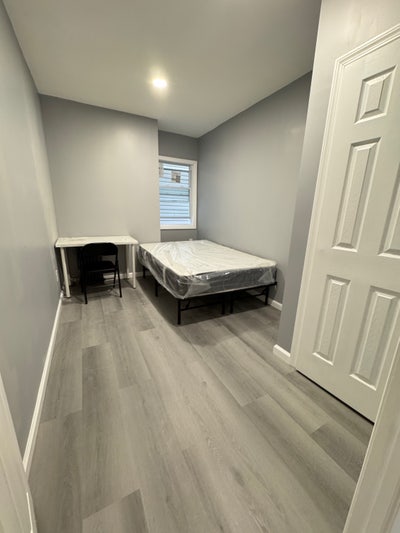 NEW! Free Laundry!  EZ2 Manhattan  Main Photo