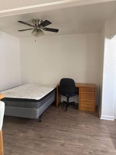 PRIVATE Studio Apartment in Historic Uptown! Main Photo