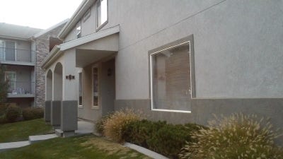 Housekeeper included! Pets Welcome! Main Photo
