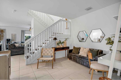 Private Bedroom for Rent in Gated Community_Miami  Main Photo