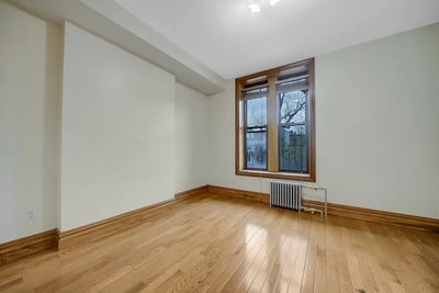 Roommate Wanted in Gorgeous Park Slope 2 Bed / 1 B Main Photo