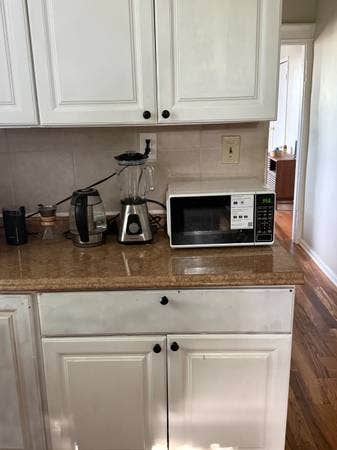 $2,045 / 3br - 1400ft2 - Fully Furnished 3-Bedroom Main Photo