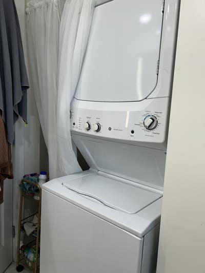 Furnished Room for rent July 1st Move in Main Photo