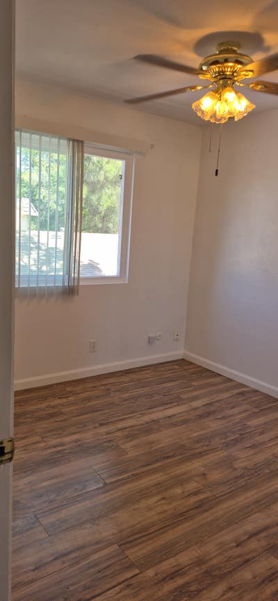 Room for rent Main Photo