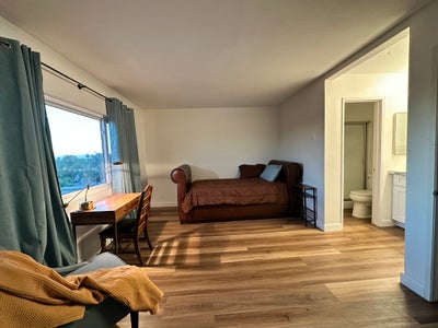 One furnished bedroom with en-suite.   Main Photo
