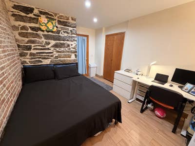 Room available Aug 1 - Great Midtown Location Main Photo