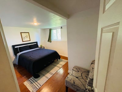 Private Room with Shared Bathroom  Main Photo
