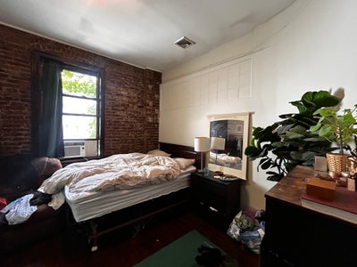 Large Room in a 3 bed Loft - Roof Deck - L/G Metro Main Photo