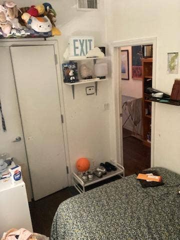 Small Room Available In Sunny Apartment  Main Photo
