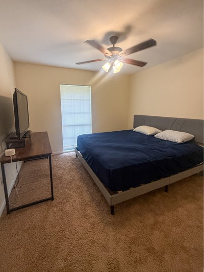 Private room for rent Main Photo