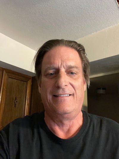 Room wanted in San Fernando Valley, Los Angeles... Main Photo
