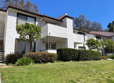 Looking for a roommate 2 bed 2 bath  Main Photo