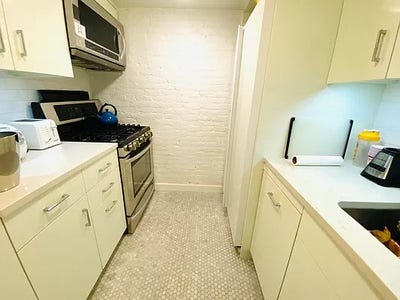 Furnished Studio in the Heart of Midtown  Main Photo