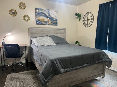 Bedroom  Main Photo