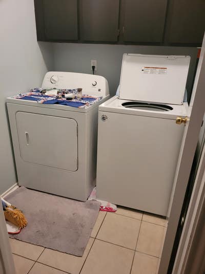 Roommate  wanted Main Photo