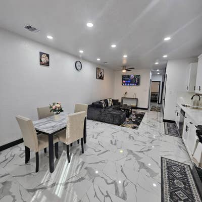 East Side Private Rooms, New Duplex near downtown  Main Photo