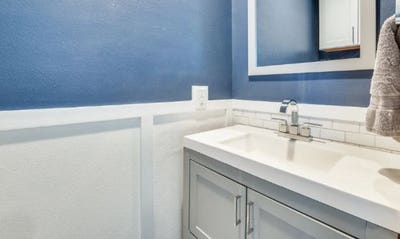 Fully furnished one BR  two bath townhouse for ren Main Photo
