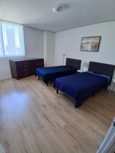 Rooms Available in Downtown & Edgewater – All Util Main Photo