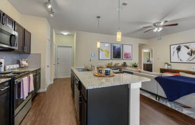 Room with private bathroom available off of 35 Main Photo