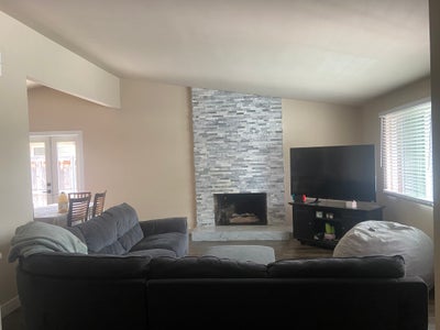 Looking For 3 Roommates! Main Photo