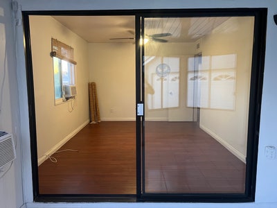 $1200 Master Bedroom W/ Private Entrance&Bathroom Main Photo