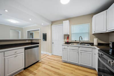 Ribault Home Main Photo