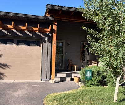 Eagle townhome on Brush Creek Main Photo