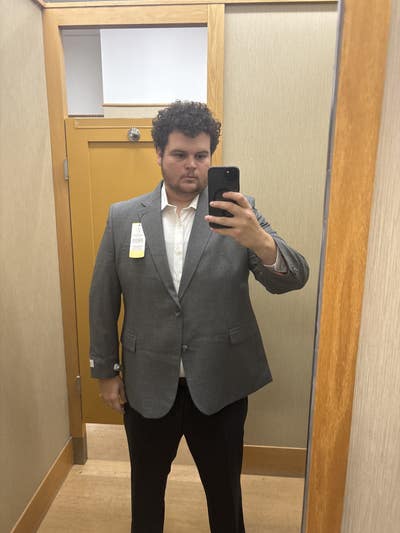 Professional Male seeks a small or large room Main Photo