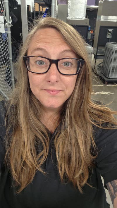 2 friends looking for room to rent  Main Photo