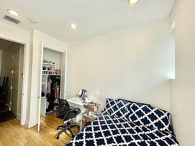 Private Room for Rent Main Photo
