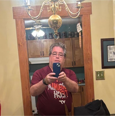 51 year old Male seeks a small or large room Main Photo