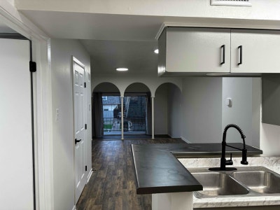 Charming Studio Condo | Central San Antonio | $mo Main Photo