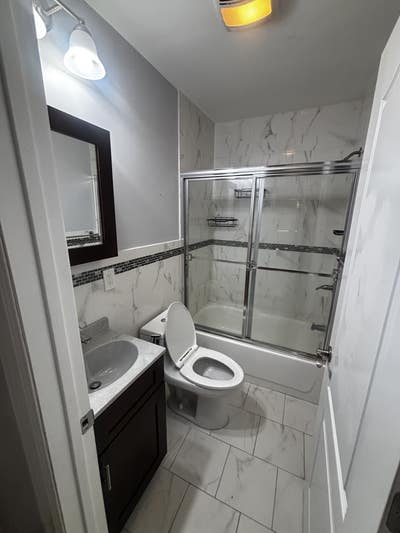 $1,075 / 1br - Private Unfurnished Room - Private Main Photo