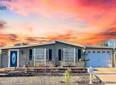 One bedroom, very clean home smoke free, pet free Main Photo