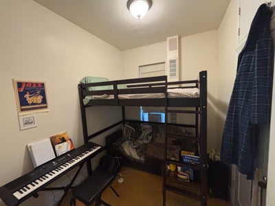 Room for rent in Upper West Side Main Photo