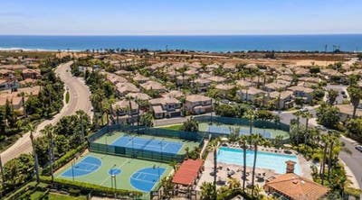 Walk to beach, shared home, private bathroom and b Main Photo